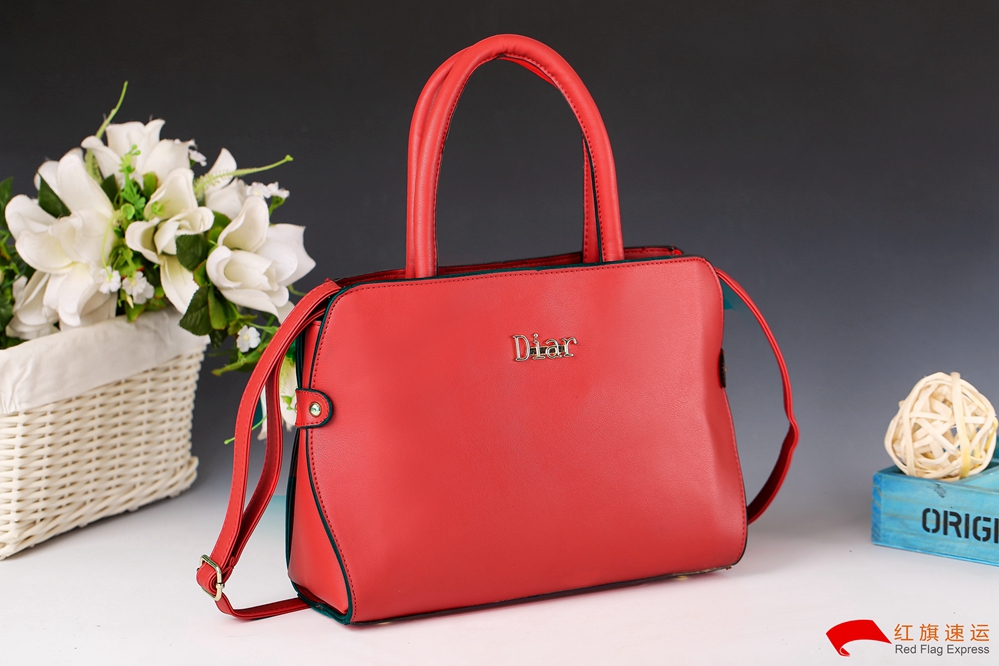 16393585889010.jpg 攝圖網(wǎng)_500766878_時尚女包(企業(yè)商用)_副本.jpg